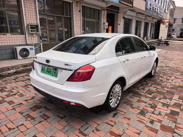 Geely Emgrand New Energy 2017