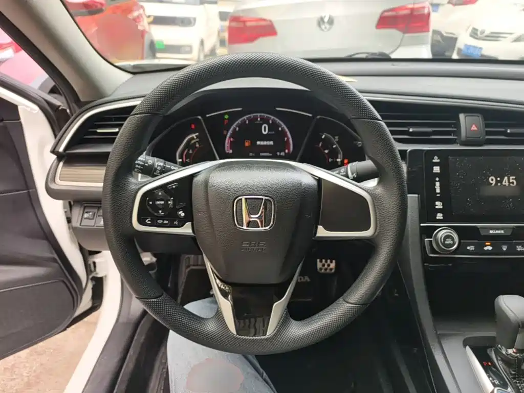 Honda Civic 2020 — фото 11