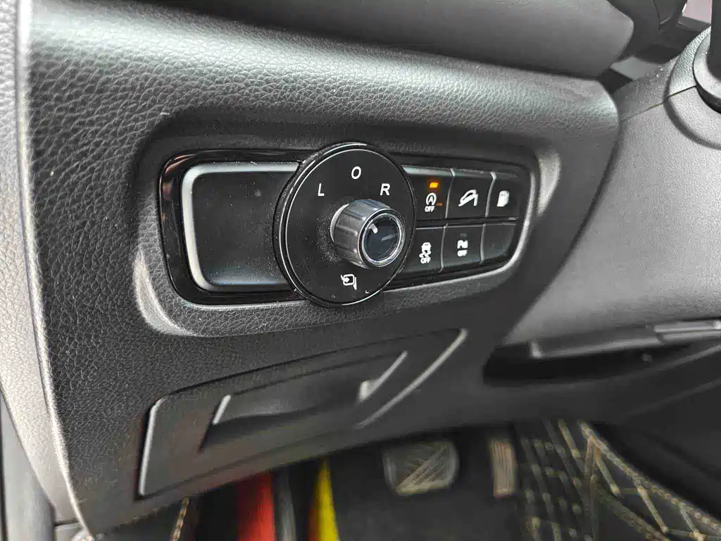 GAC Trumpchi GS8 2020 — фото 15