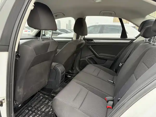 Volkswagen Bora 2021