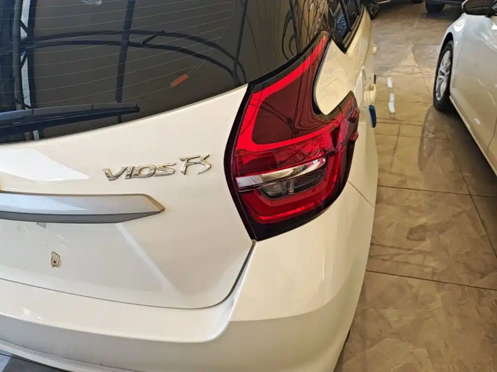 Toyota Vios FS 2022 — фото 8