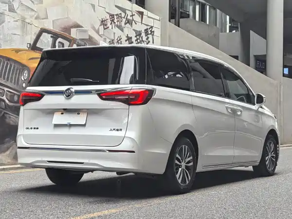 Buick GL8 2023