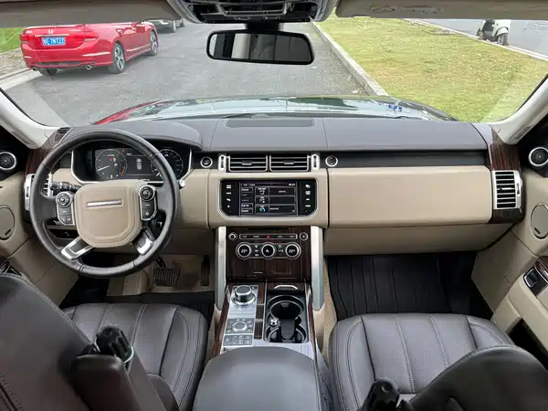 Land Rover Range Rover 2014