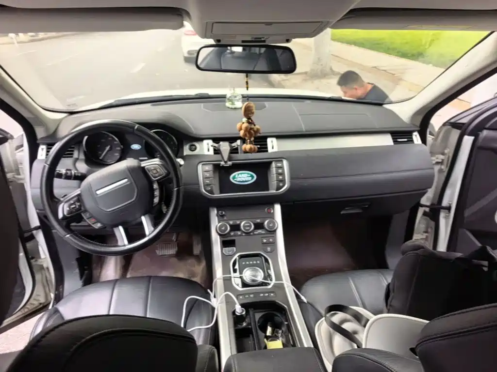 Land Rover Evoque 2018 — фото 13