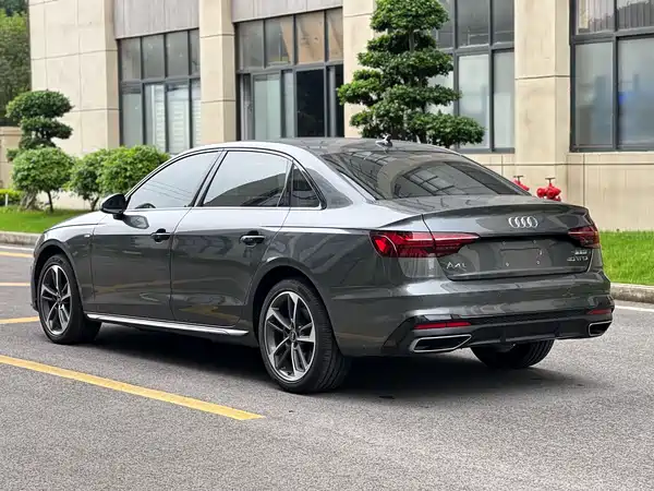 Audi A4L 2024