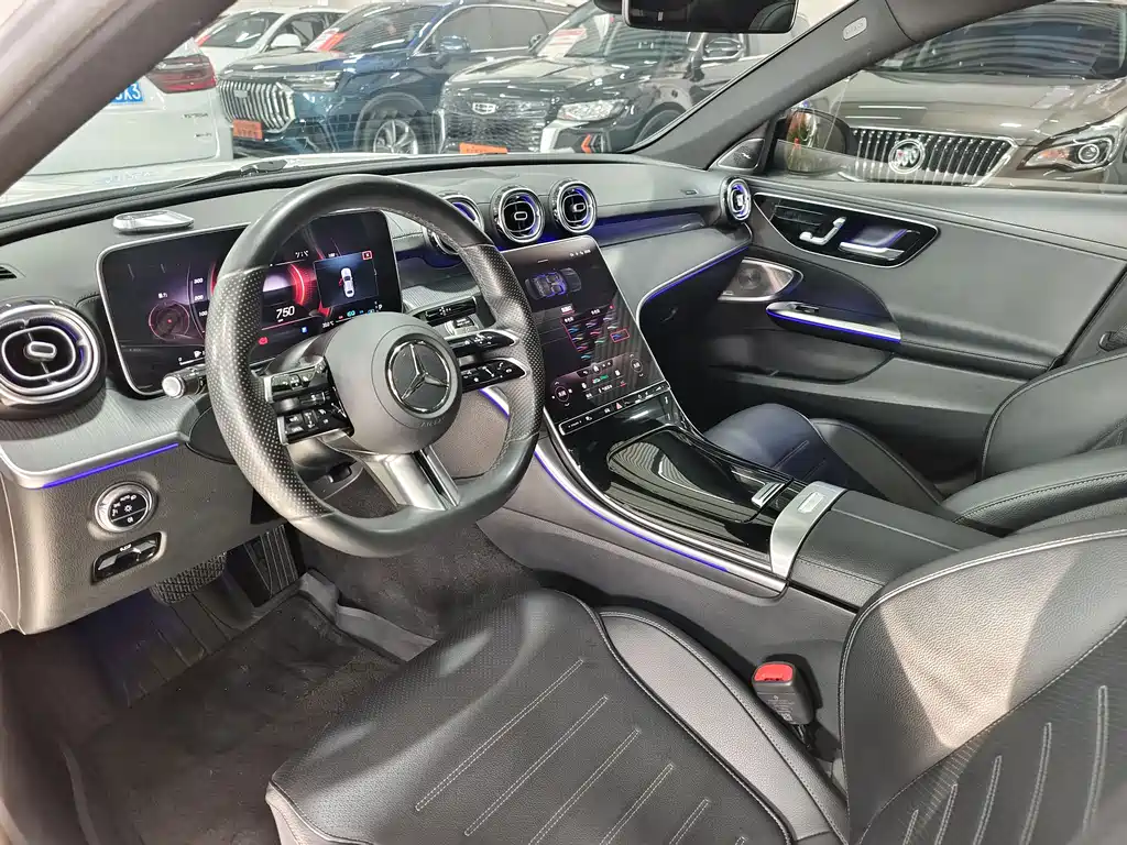 Mercedes-Benz C-Class 2022