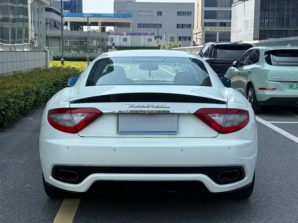 Maserati Granturismo 2011