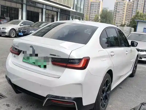 BMW i3 2023