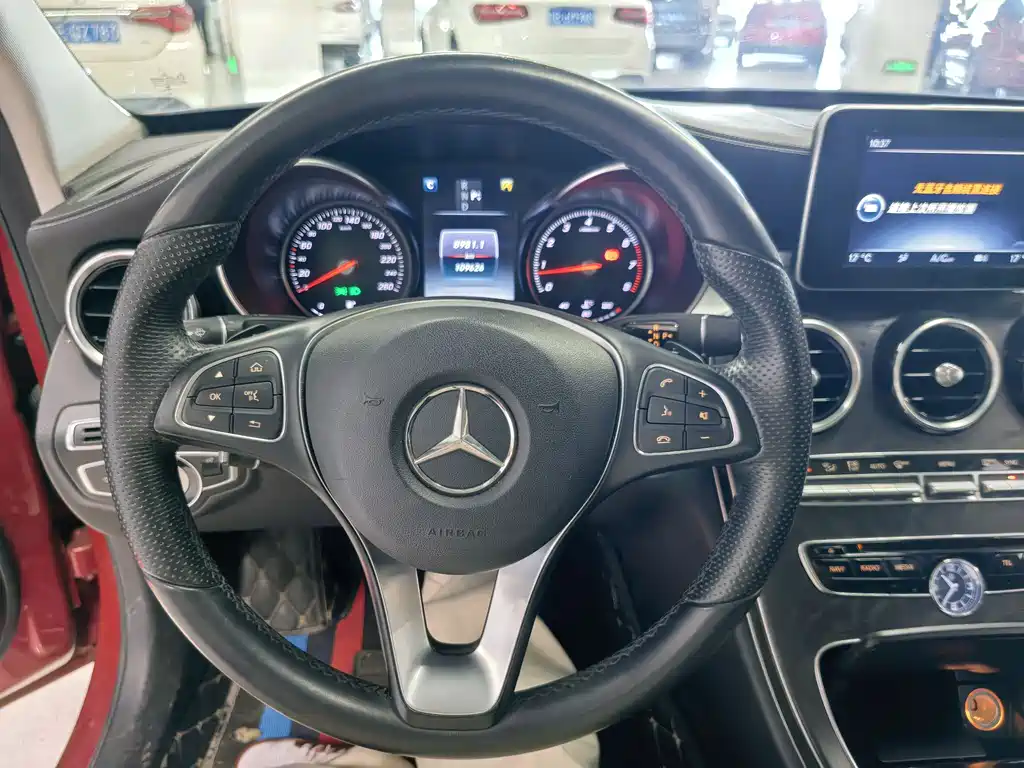 Mercedes-Benz C-Class 2017 — фото 10