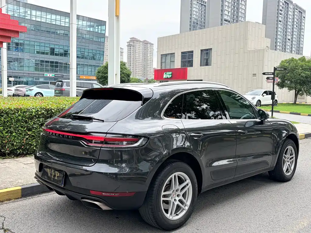 Porsche Macan 2020 — фото 5
