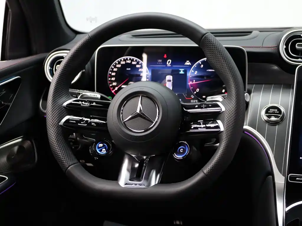 Mercedes-Benz GLC AMG 2026 — фото 13