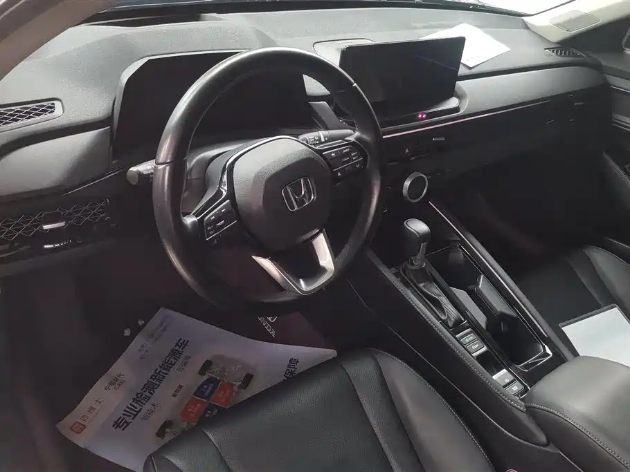 Honda Accord 2023 — фото 12