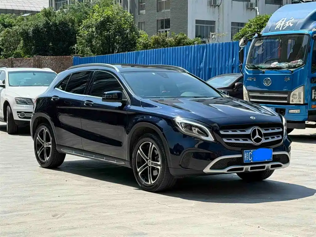 Mercedes-Benz GLA 2018 — фото 2