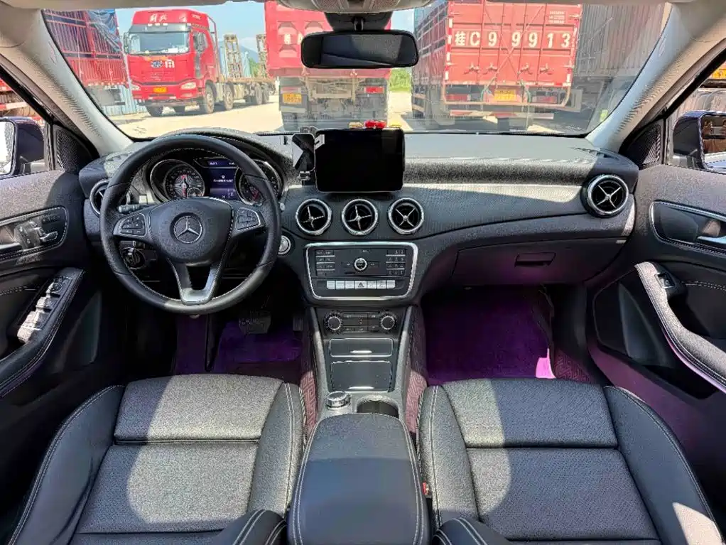Mercedes-Benz GLA 2018 — фото 10