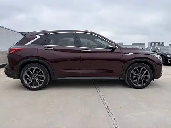 Infiniti QX50 2021