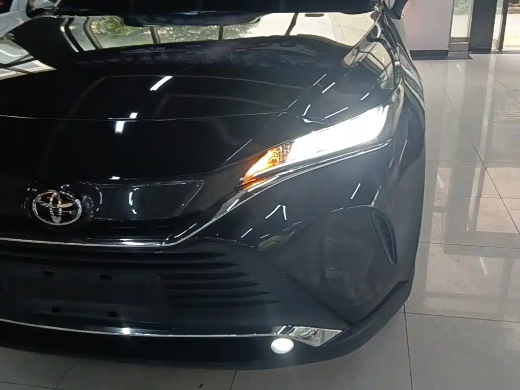 Toyota Harrier 2022 — фото 18