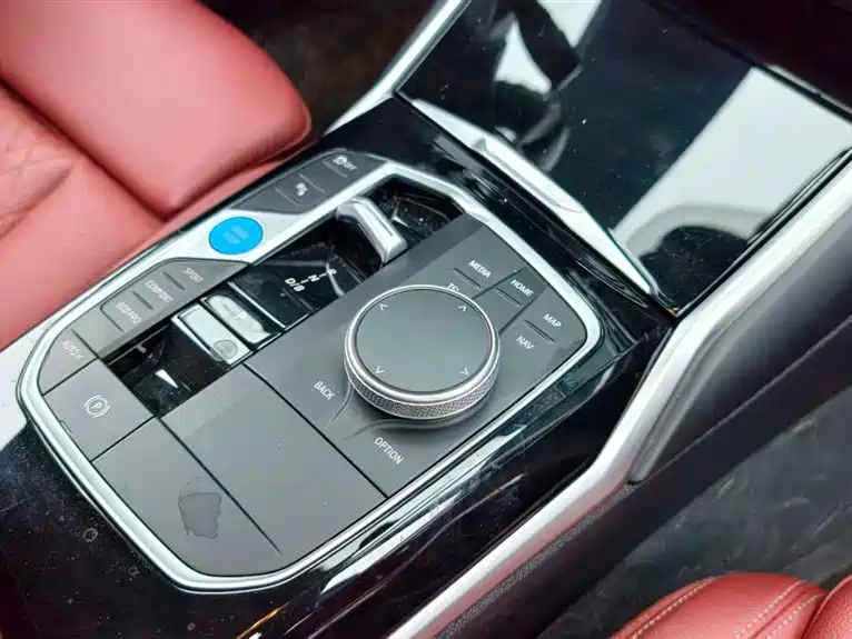 BMW i3 2024 — фото 14