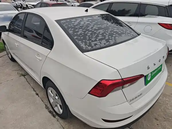 Skoda Rapid 2021