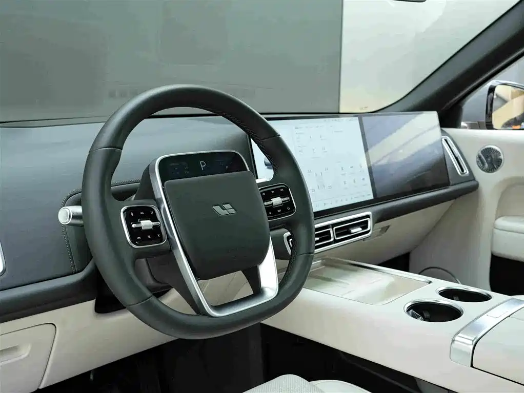 Li Auto Li L9 2025