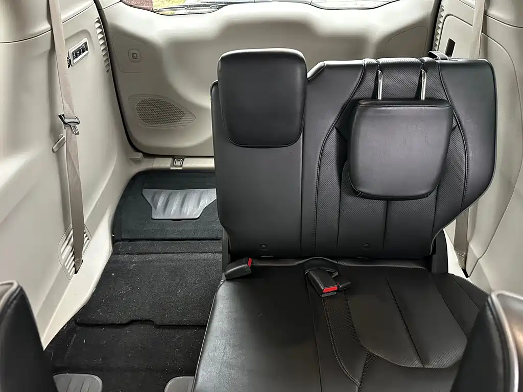 Chrysler Grand Voyager 2019 — фото 11