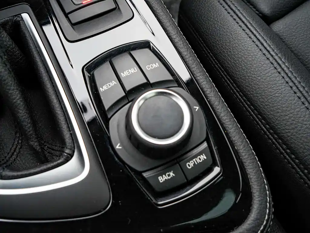 BMW 2 Series Active Tourer 2018 — фото 19