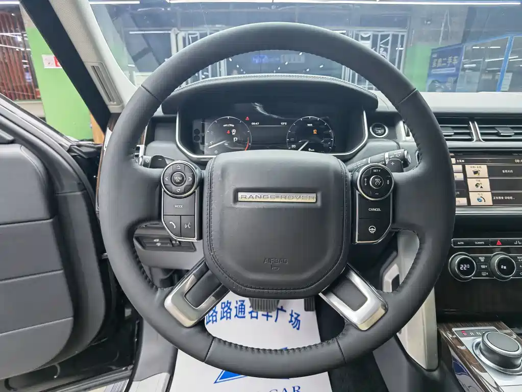 Land Rover Range Rover 2015 — фото 10