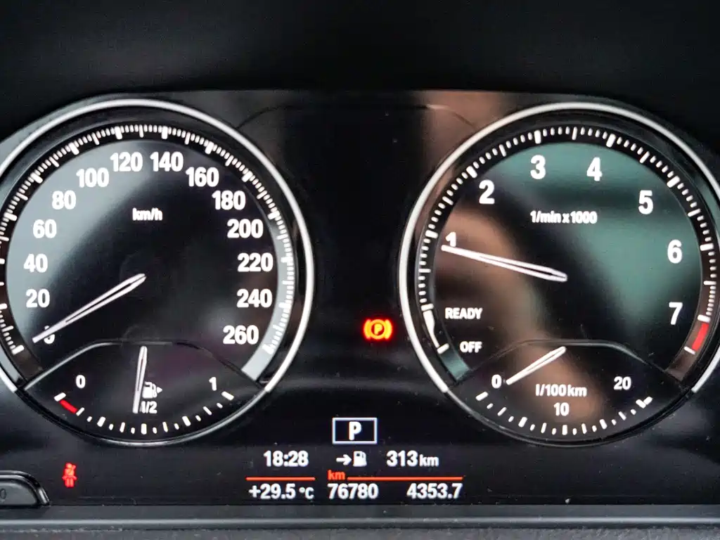 BMW 2 Series Active Tourer 2018 — фото 14