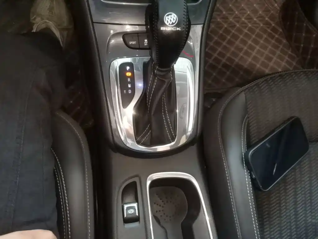 Buick Verano 2018 — фото 14