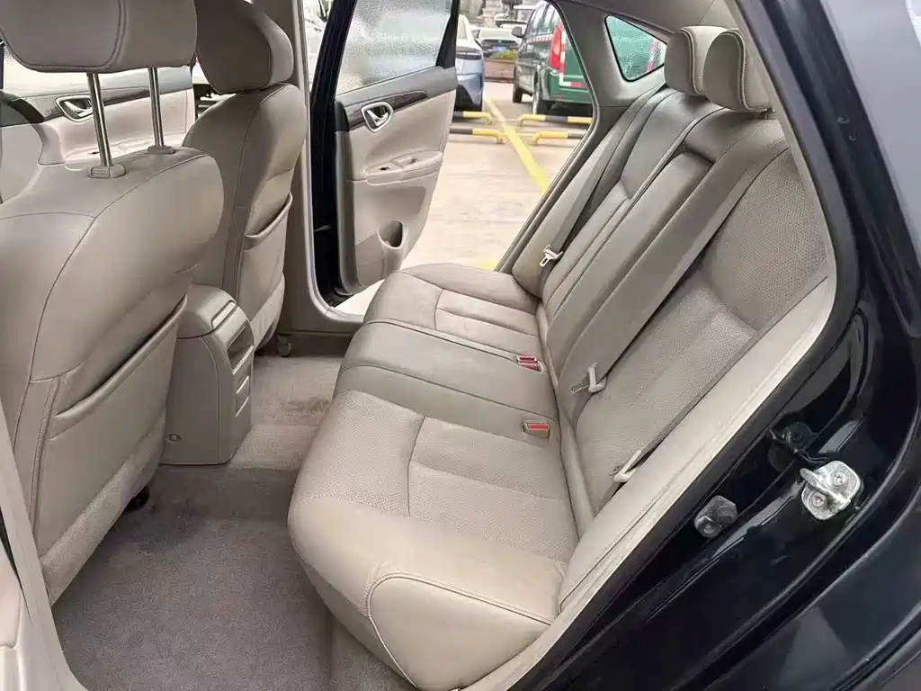Nissan Sylphy 2013