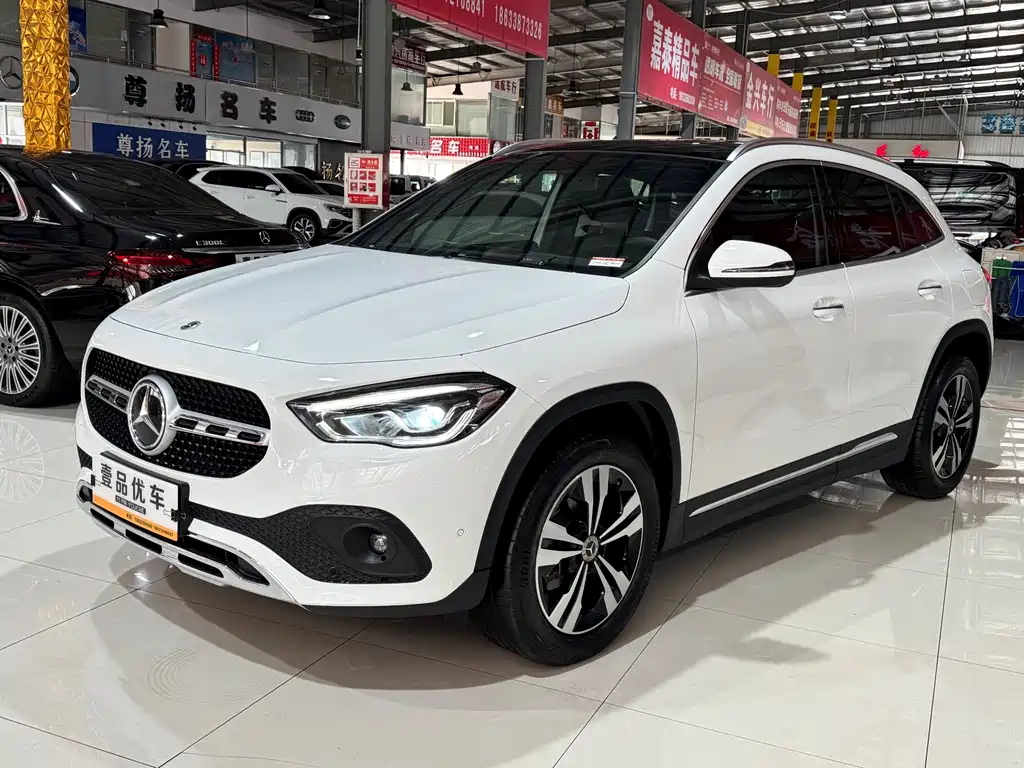 Mercedes-Benz GLA 2021