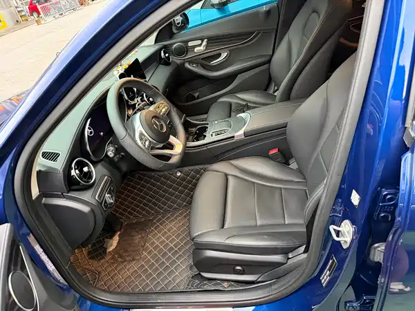 Mercedes-Benz C-Class 2020