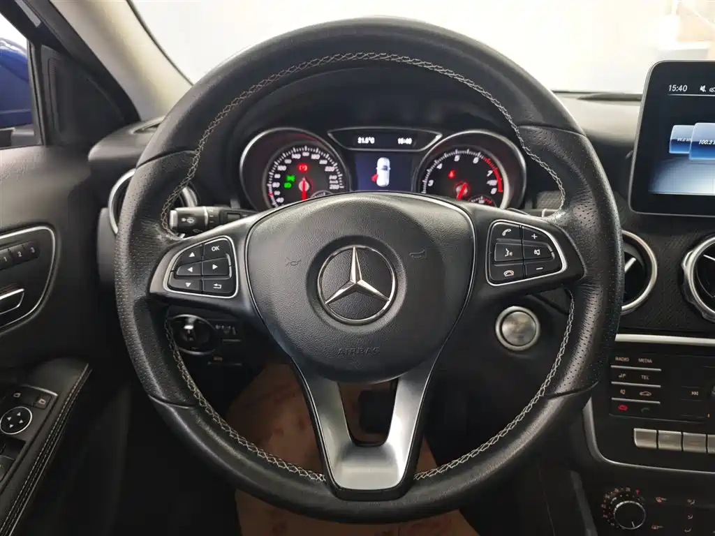 Mercedes-Benz GLA 2018 — фото 11