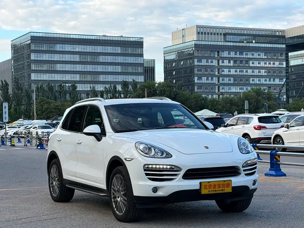 Porsche Cayenne 2013 — фото 3