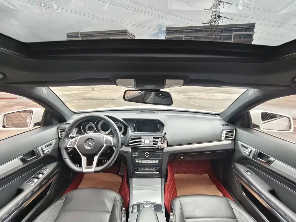 Mercedes-Benz E-Class 2016 — фото 12