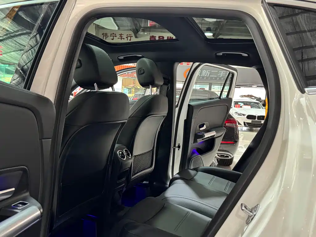 Mercedes-Benz GLA 2021 — фото 11