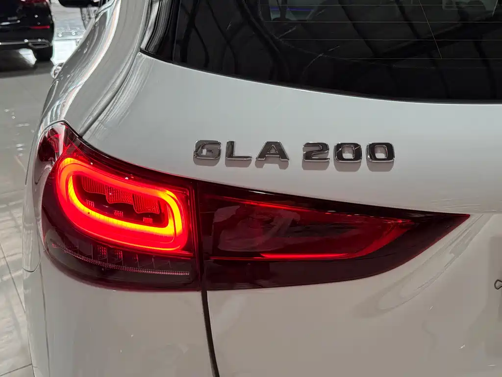 Mercedes-Benz GLA 2021 — фото 22