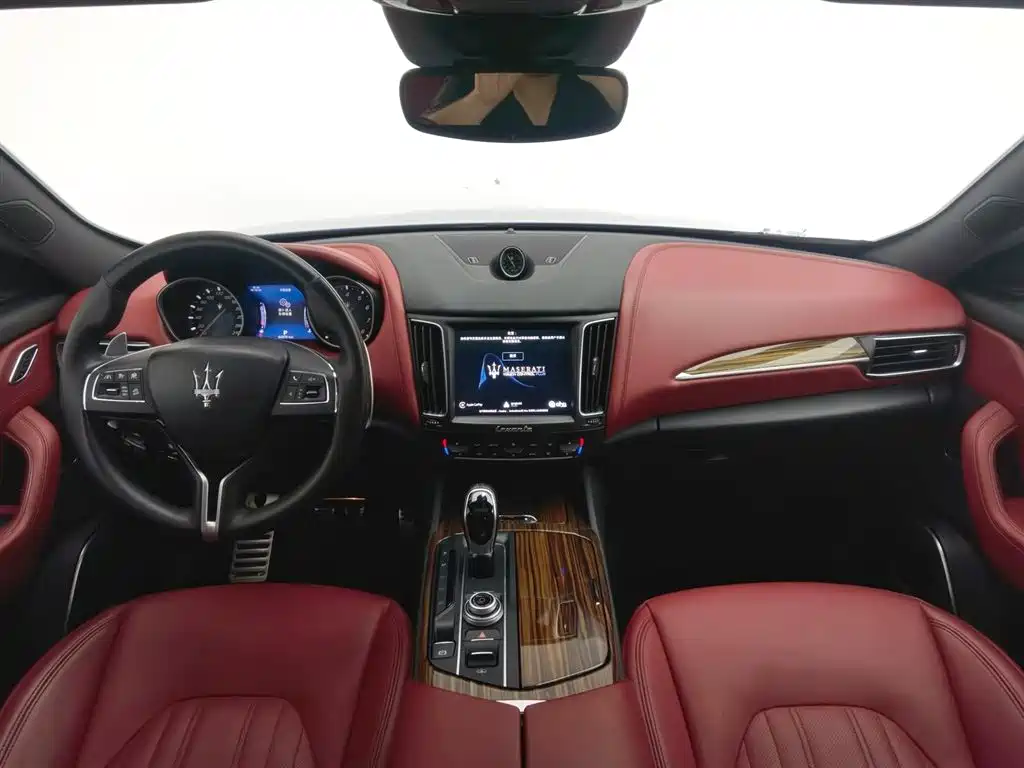Maserati Levante 2018 — фото 8