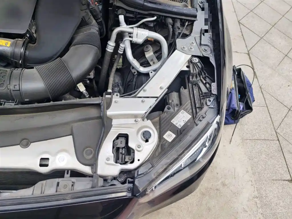 Mercedes-Benz E-Class 2023 — фото 21