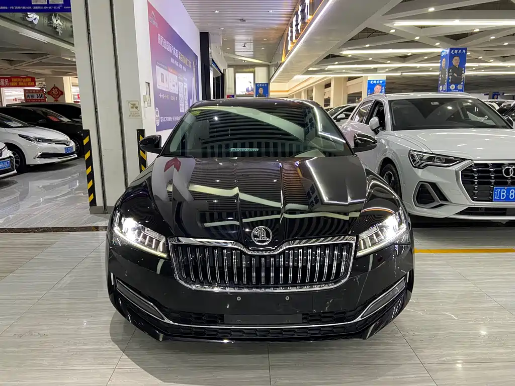 Skoda Superb 2022