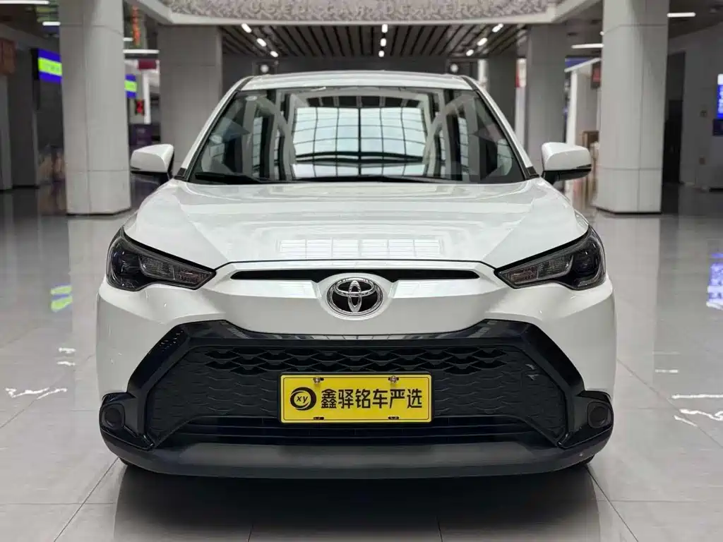 Toyota Frontlander 2025
