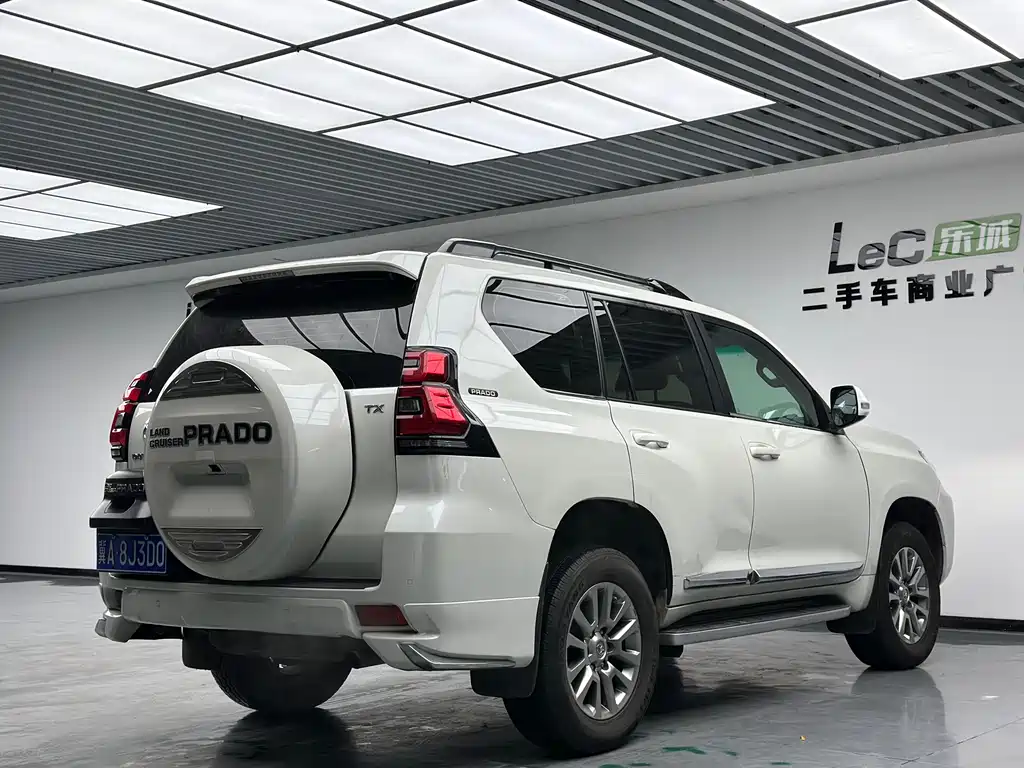 Toyota Prado 2019 — фото 15