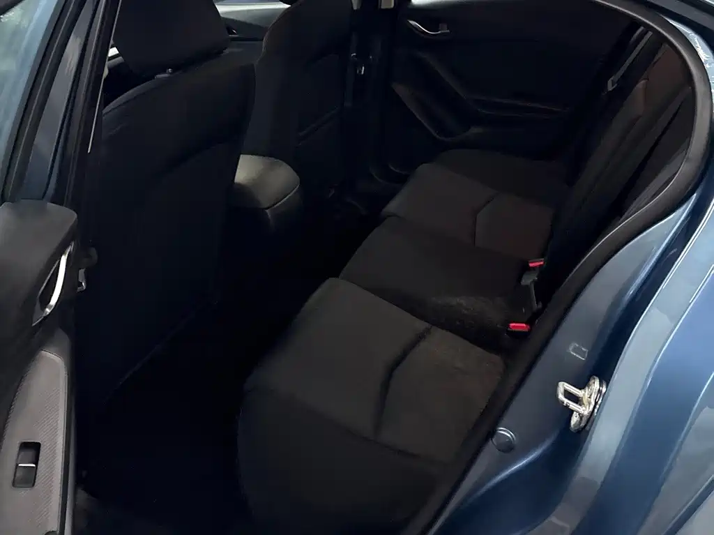 Mazda 3 Angkesela 2017 — фото 11