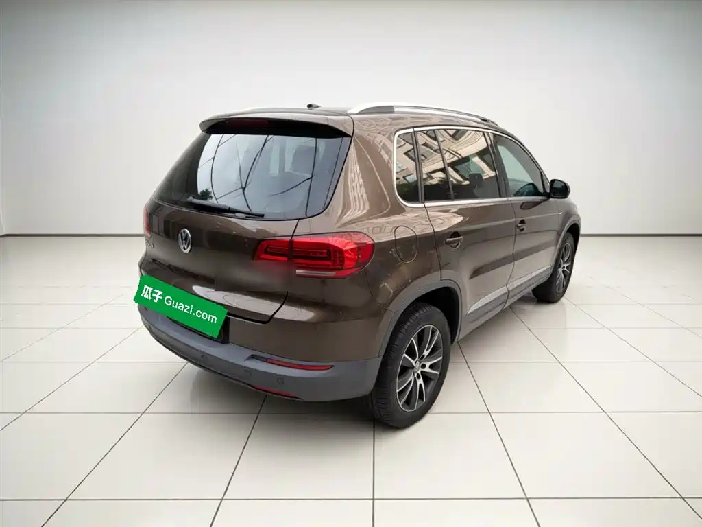 Volkswagen Tiguan 2015 — фото 4