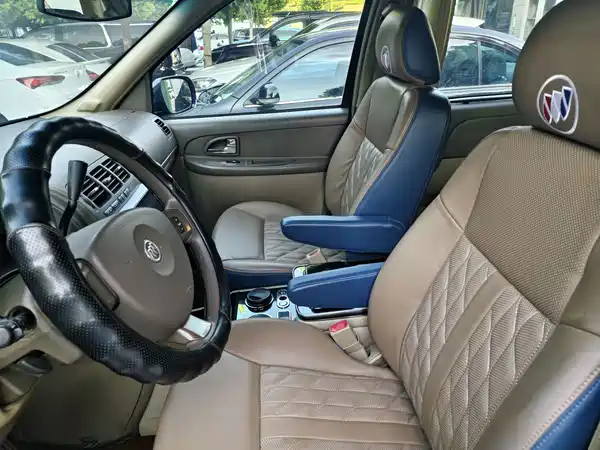 Buick GL8 2016