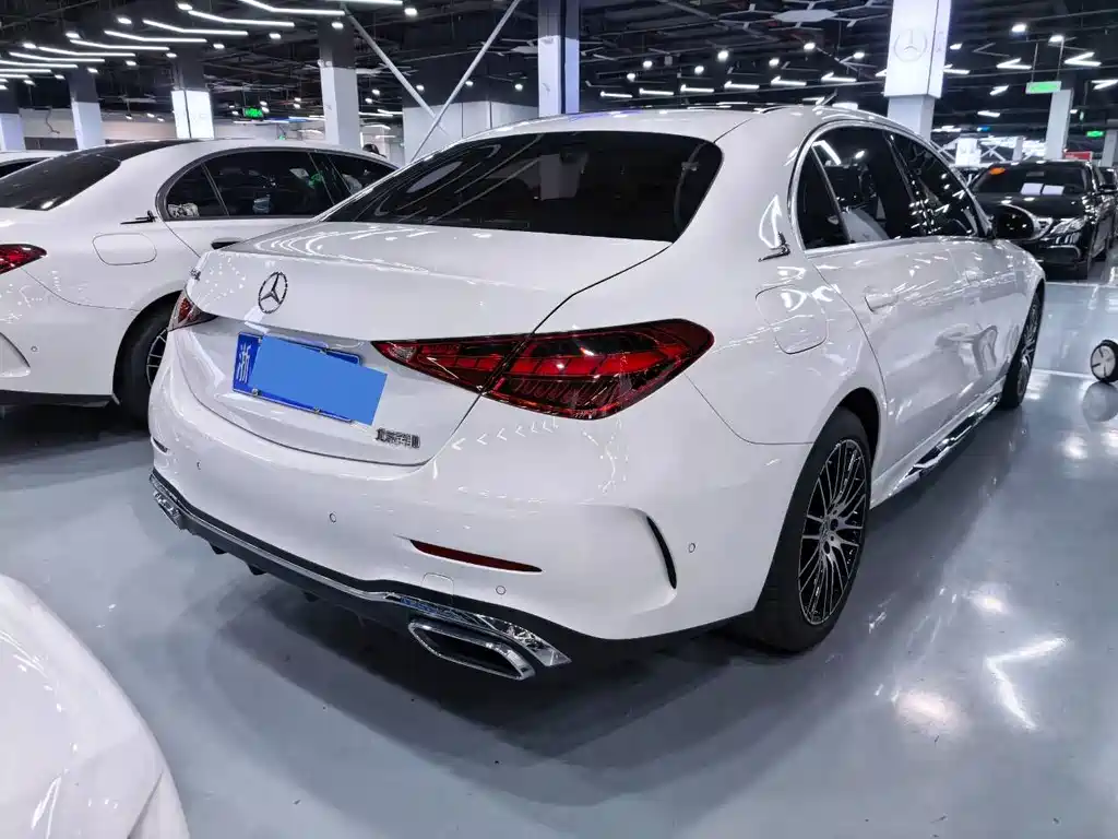 Mercedes-Benz C-Class 2022 — фото 16