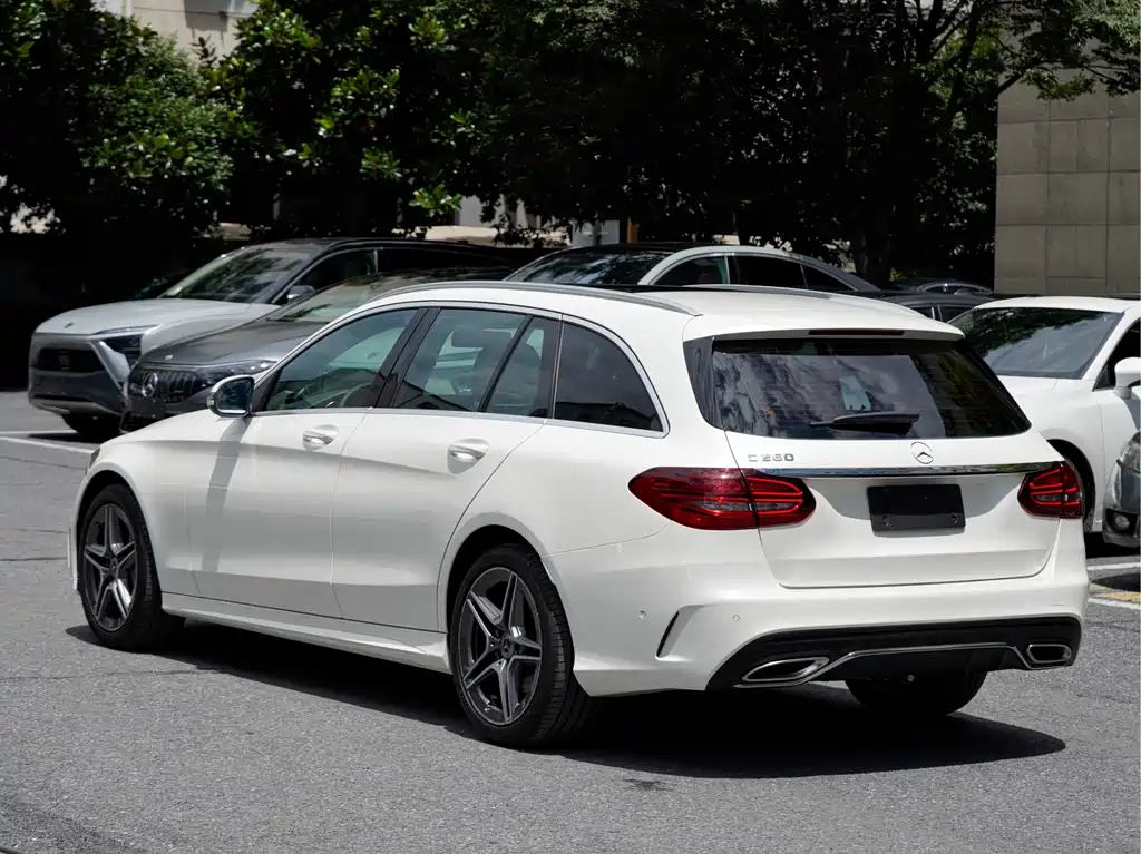 Mercedes-Benz C-Class 2021