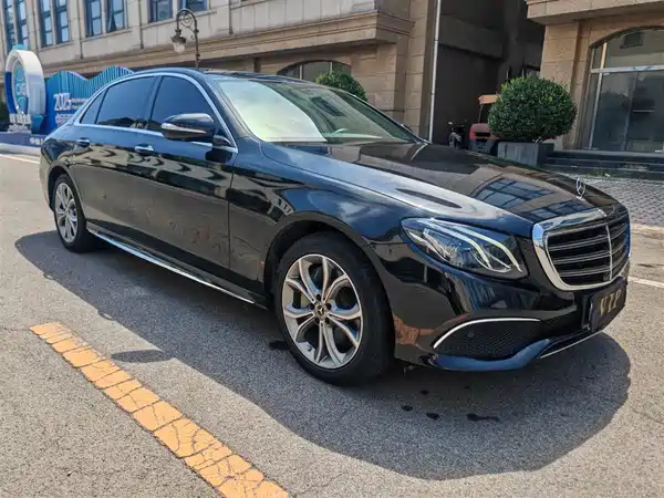 Mercedes-Benz E-Class 2020