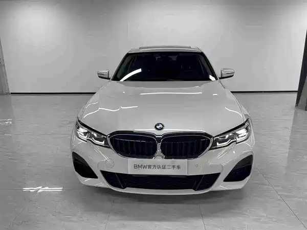BMW 3 Series 2021