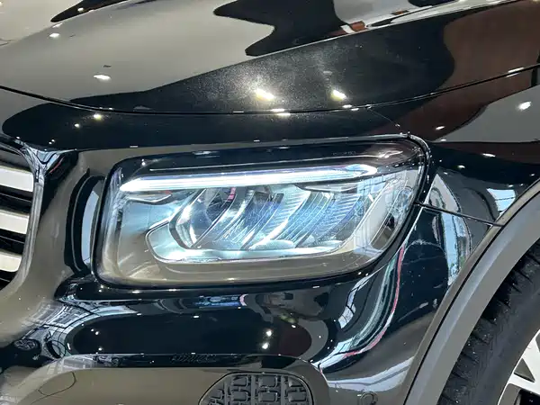 Mercedes-Benz GLB 2024