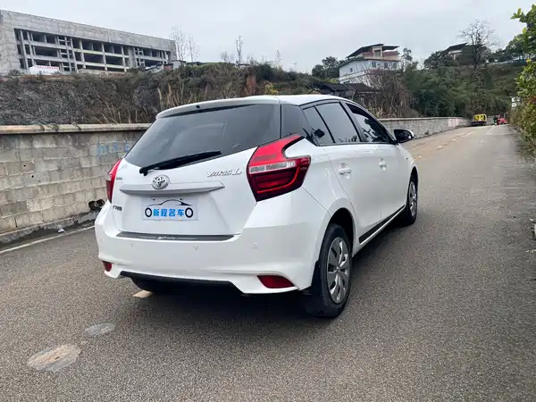 Toyota Yaris L 2020